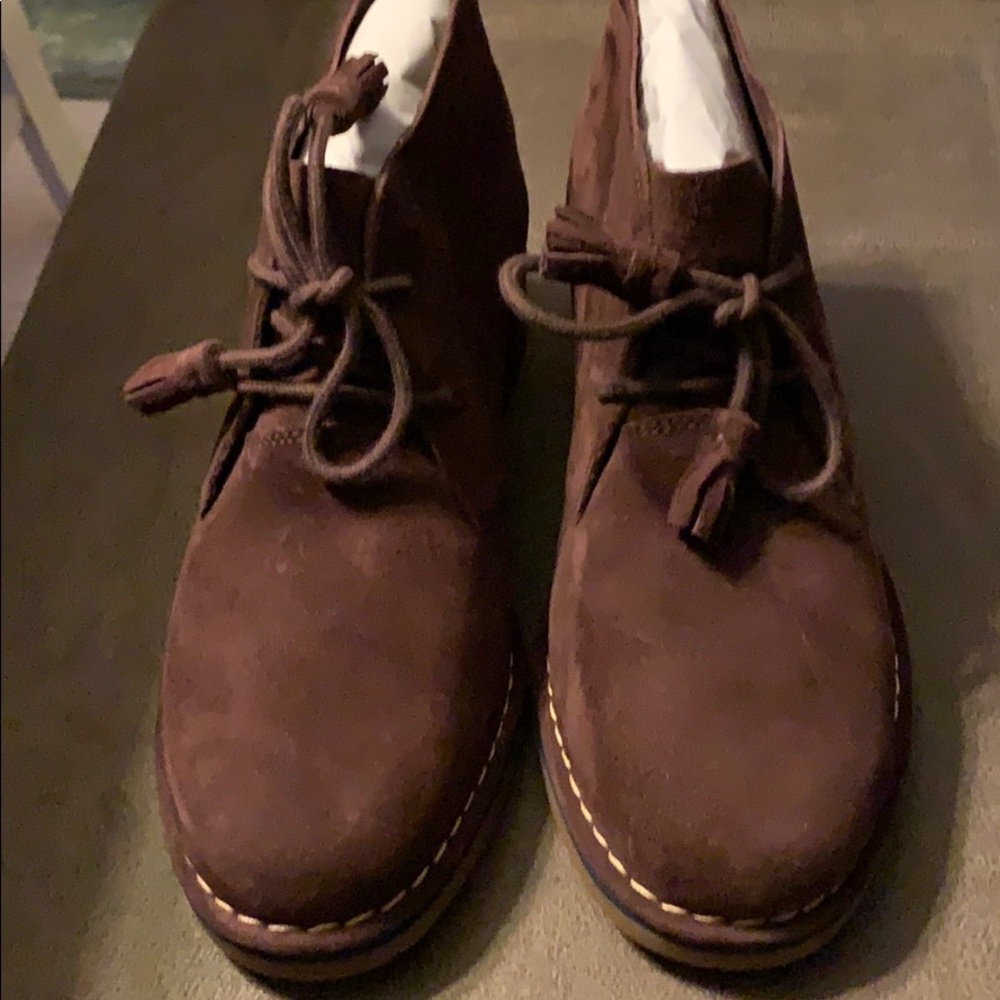 HUSH PUPPIES BRAND NEW BOOTS WITH TASSLES